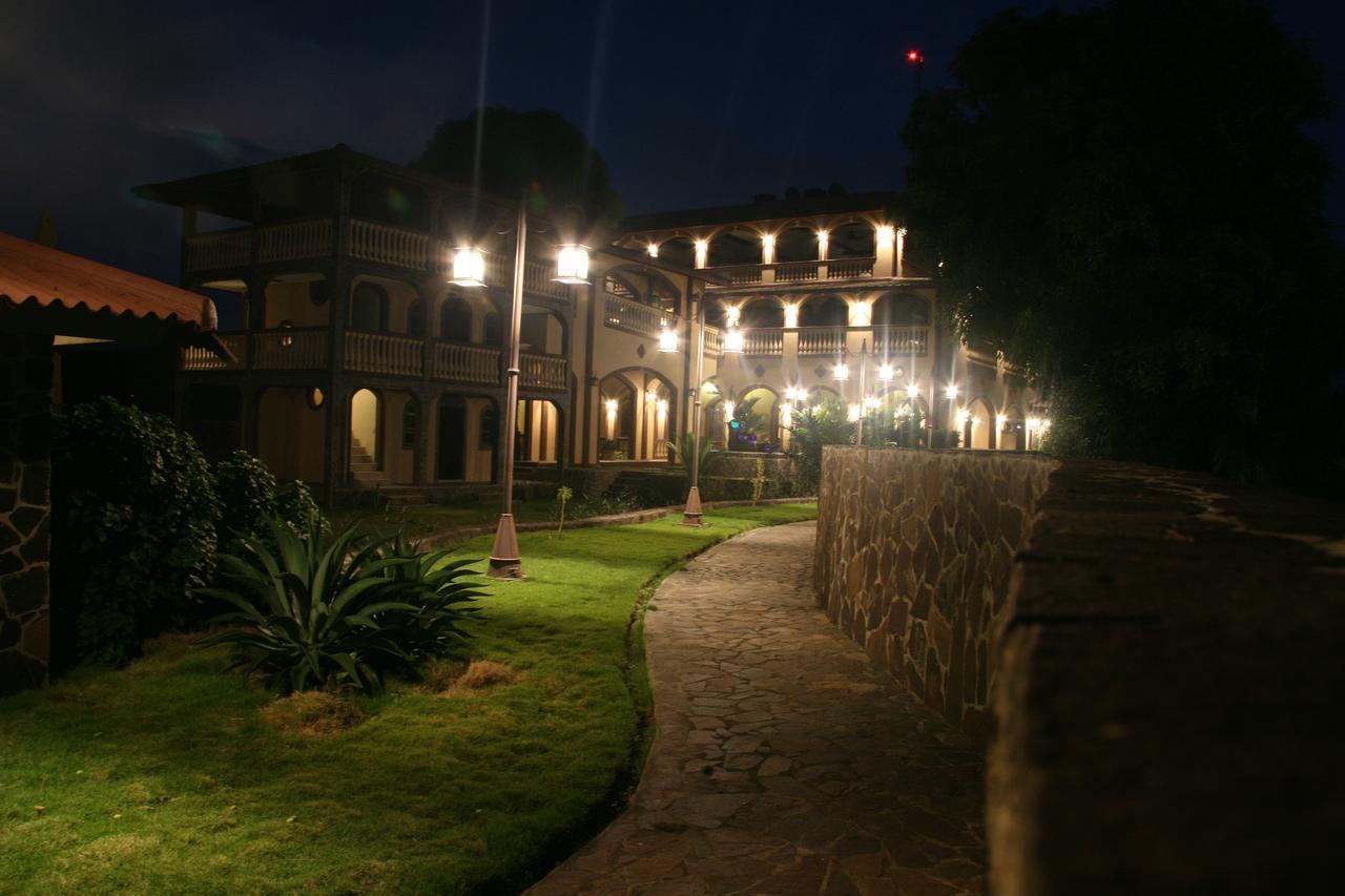 Hotel El Reith Lake グラナダ エクステリア 写真
